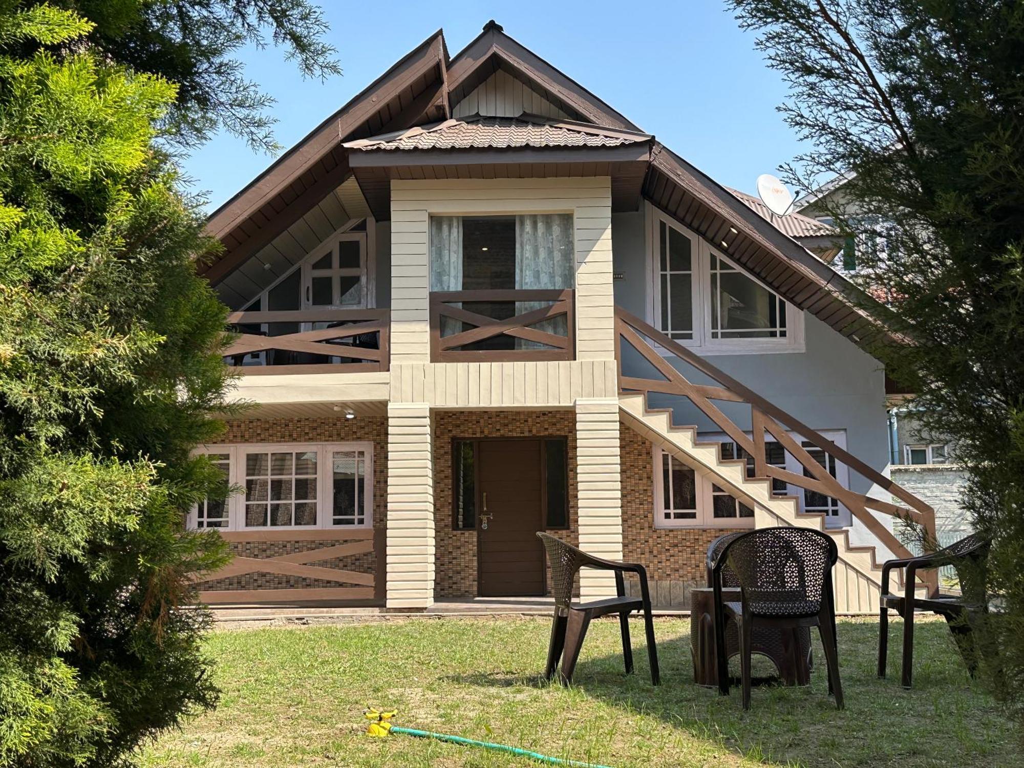 The Chinar Retreat Hut Hotel ศรีนาการ์ ภายนอก รูปภาพ